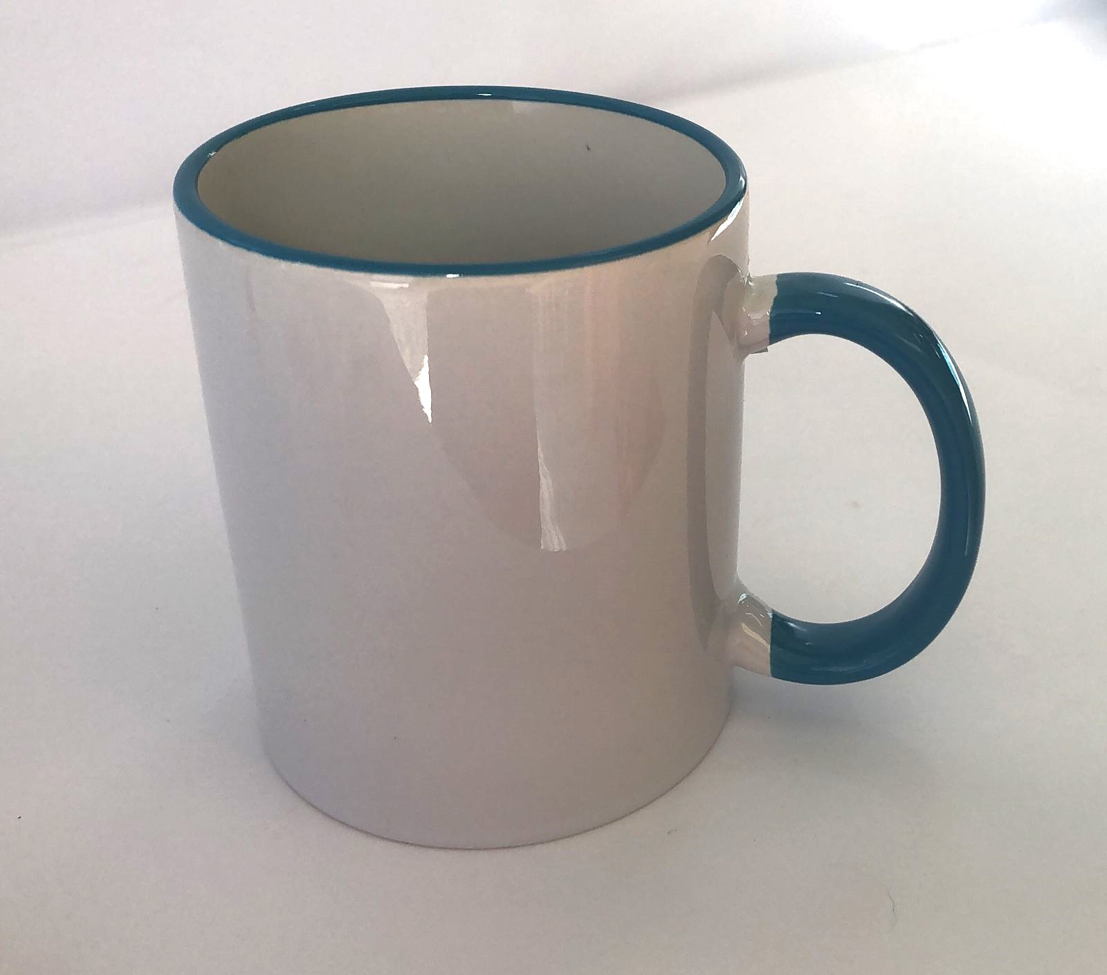 Caneca Cerâmica  borda e alça colorida